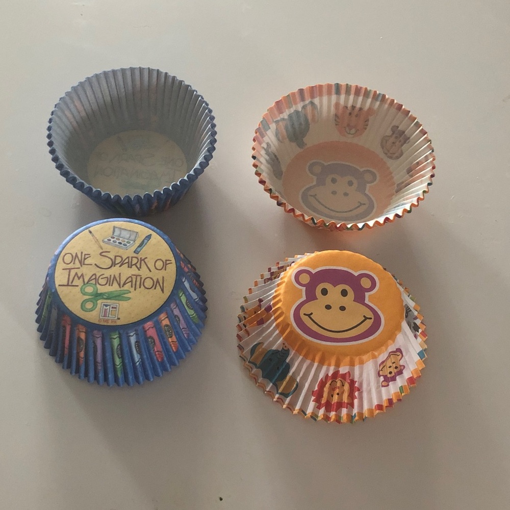 👶🏻 Classroom & Animals Design Liners Set